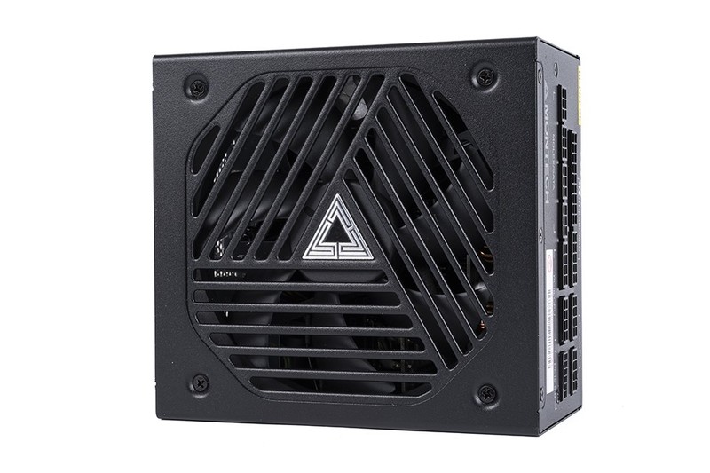 不一样的海景房 — MONTECH SKY TWO装机展示