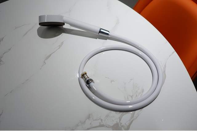 高颜值更安全健康，奥特朗（otlan）F15H-Z70C即热式电热水器体验