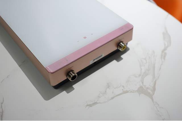 高颜值更安全健康，奥特朗（otlan）F15H-Z70C即热式电热水器体验