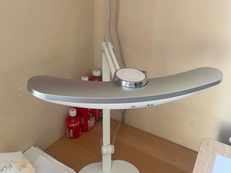 学生护眼台灯哪个品牌好？家长必看台灯怎么选对眼睛好