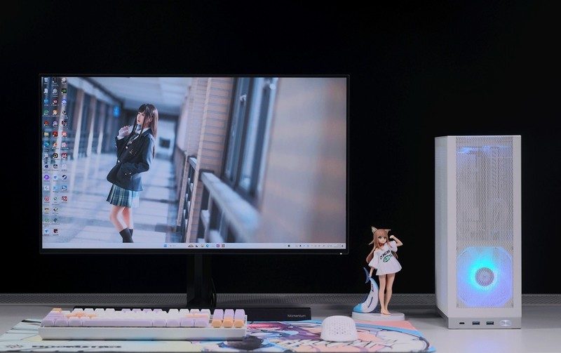 “细狗”但是高颜值高性能！12600K+4070+闪鳞L300打造桌面小钢炮