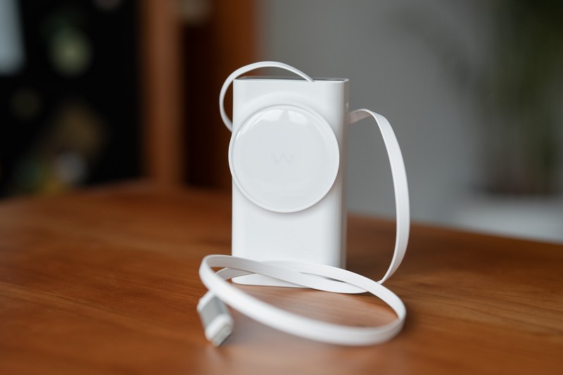 自带伸缩数据线，这才是我想要的便携充电宝