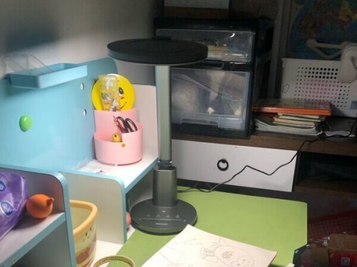 高度推荐的护眼台灯十大排名品牌：什么牌子的台灯适合孩子上学？