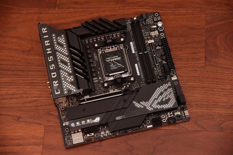 可超高频，可降延迟！金百达银爵DDR5内存ZEN4平台超频实战！