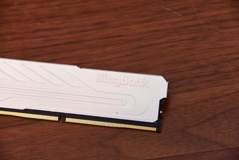 可超高频，可降延迟！金百达银爵DDR5内存ZEN4平台超频实战！