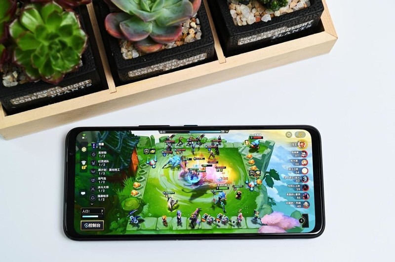 电竞手游新标杆，性能释放天花板，腾讯ROG游戏手机 7 Pro深度评测