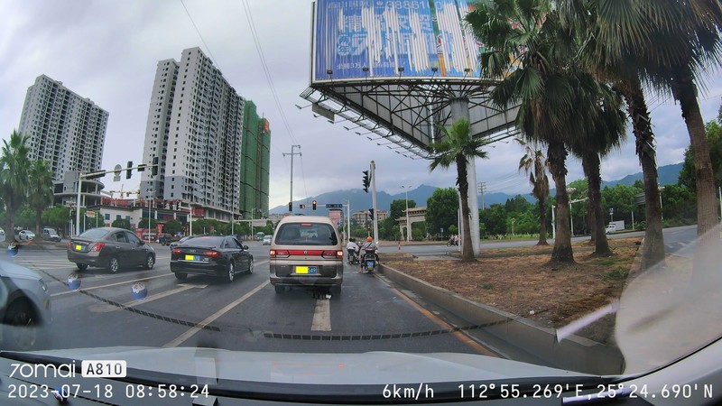 影像至上，索见不凡，品70迈4K超高清行车记录仪A810