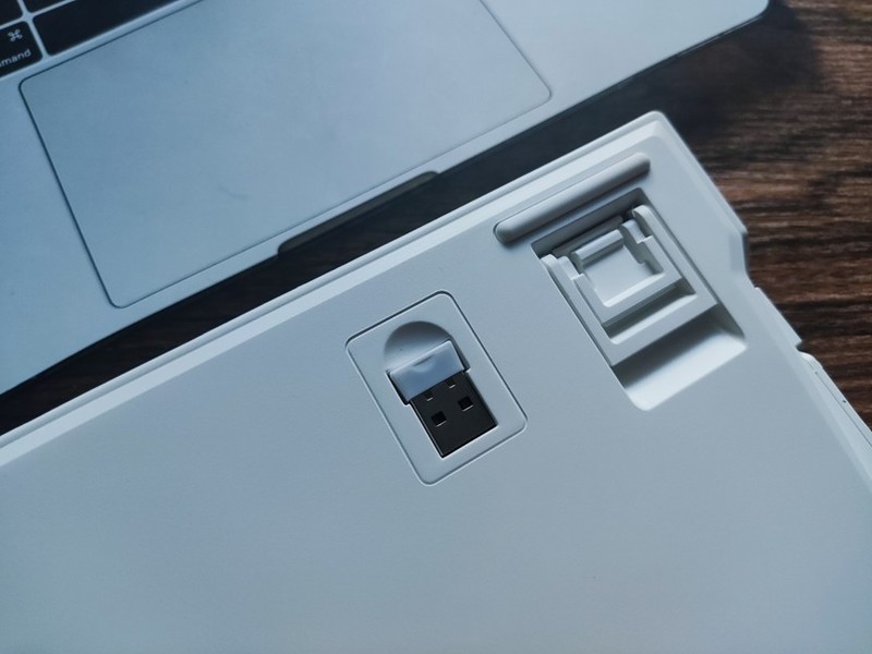 玄派 玄熊猫 PD98 三模机械键盘：国潮IP设计，颜值与手感并存