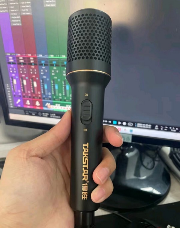 为人声呈现极致清晰与自然 TAKSTAR得胜 DM 103有线动圈麦克风