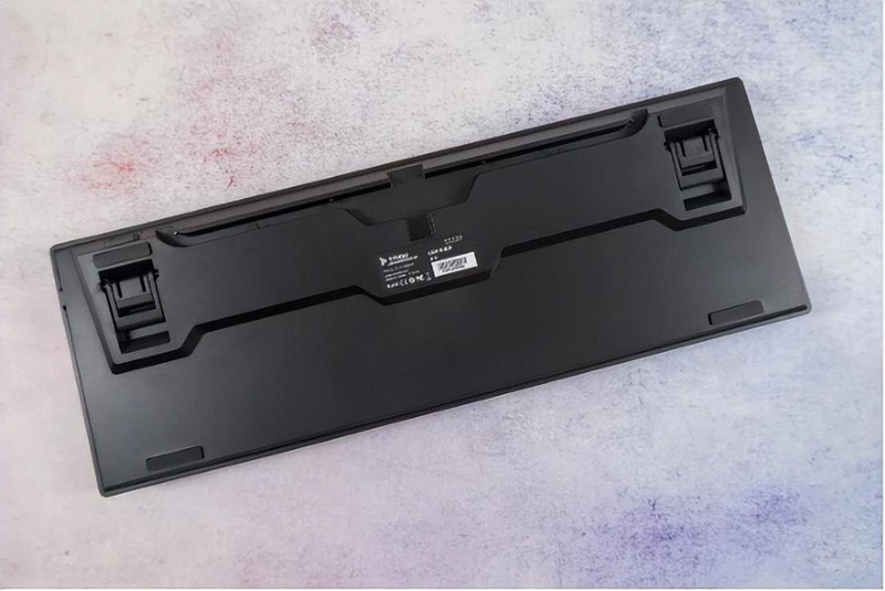 全键热插拔，可玩性更高，钛度K850彩戏师机械键盘体验