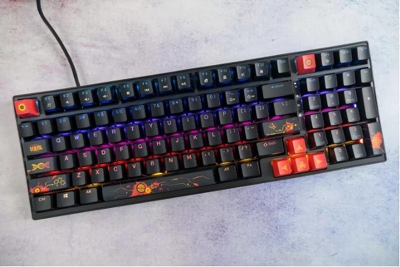 全键热插拔，可玩性更高，钛度K850彩戏师机械键盘体验