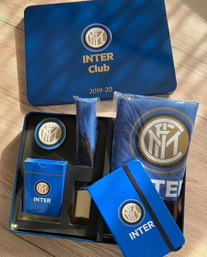 梦回20年前，海洋与热情的激烈碰撞，内拉谈欧冠米兰德比的正确打开方式