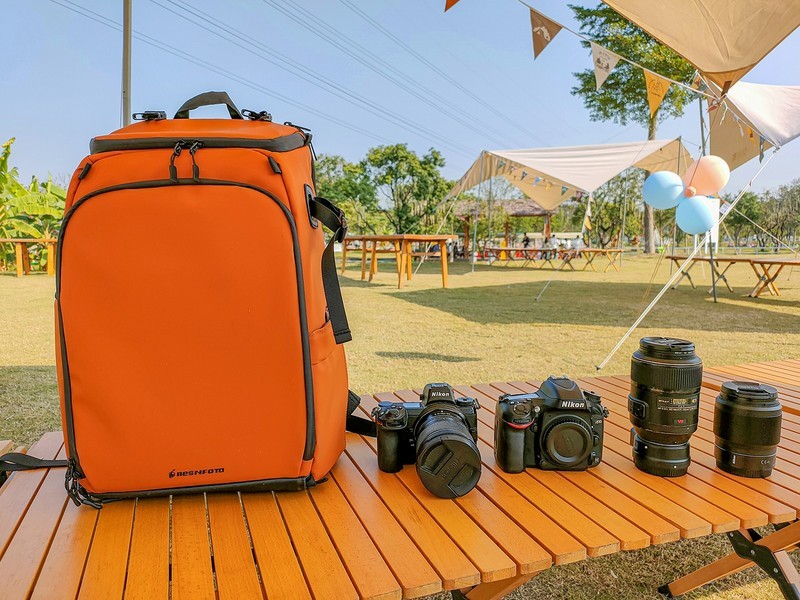 两机三镜笔记本背起就走，入手佰信双肩减重摄影包，三优点三嘈点