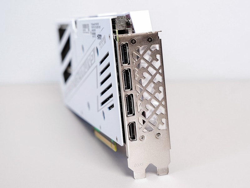 更薄更省电，万元以内整机预算新选择：耕升 RTX 4070 踏雪评测