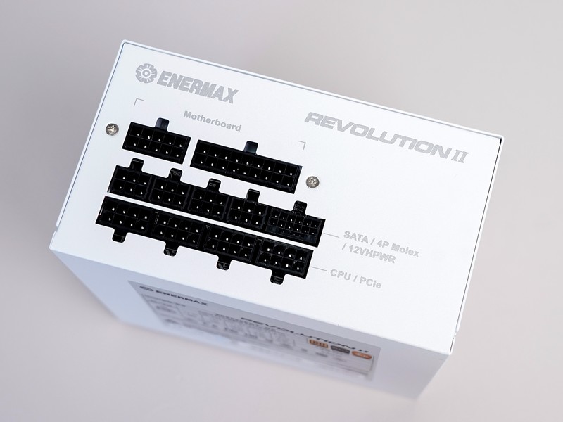 更薄更省电，万元以内整机预算新选择：耕升 RTX 4070 踏雪评测