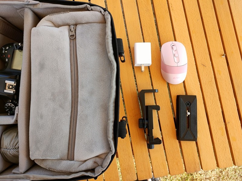 两机三镜笔记本背起就走，入手佰信双肩减重摄影包，三优点三嘈点