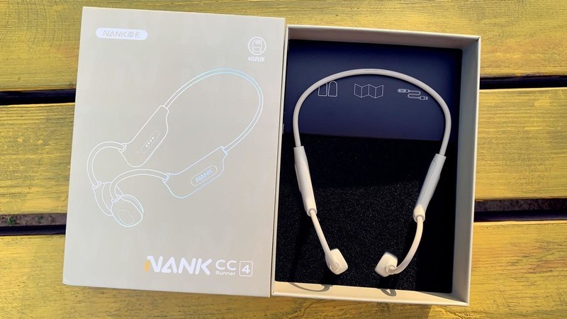 很轻、很舒适，NANK Runner CC4轻量化骨传导耳机