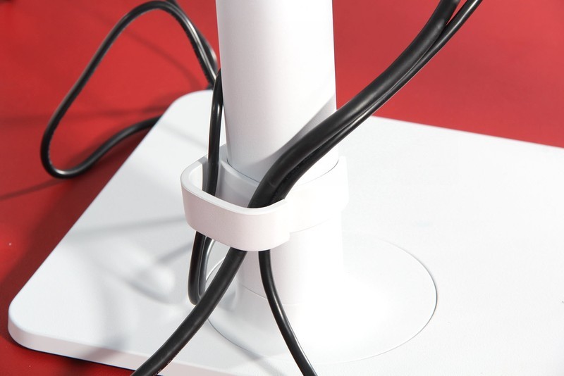 漂亮的一塌糊涂，选用272PW很满意！浅析越来越多的人选全白装机