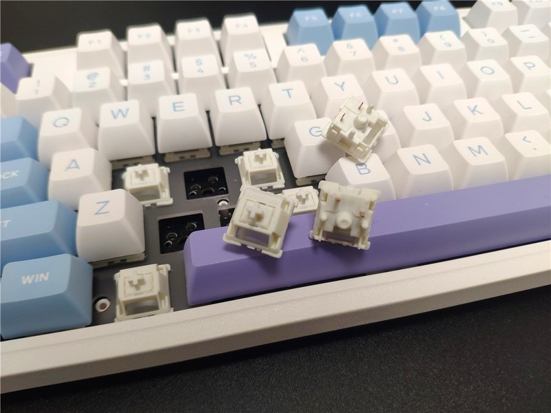 杜伽K100无线三模机械键盘体验：高品质办公与游戏利器