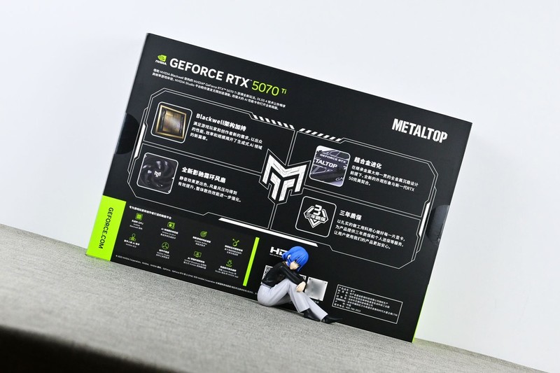 影驰RTX5070Ti金属大师黑金版OC开箱拆解评测：4K+165Hz屏新搭子