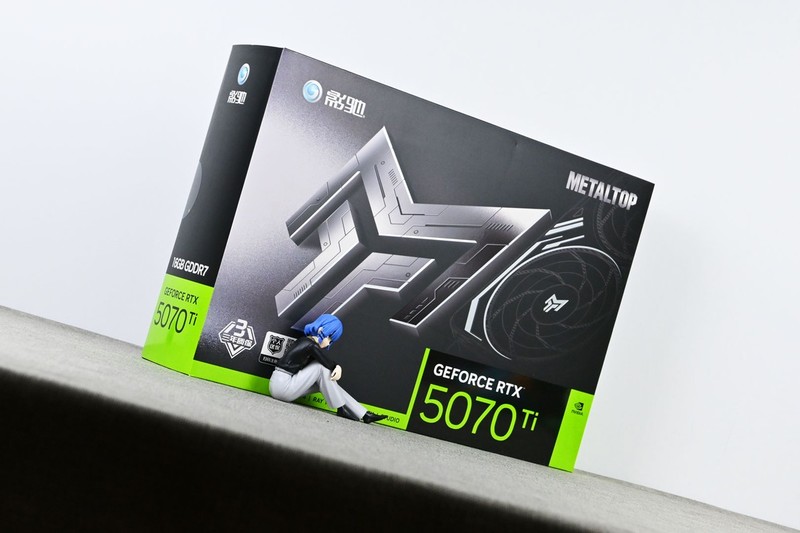 影驰RTX5070Ti金属大师黑金版OC开箱拆解评测：4K+165Hz屏新搭子