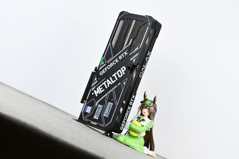 影驰RTX5070Ti金属大师黑金版OC开箱拆解评测：4K+165Hz屏新搭子