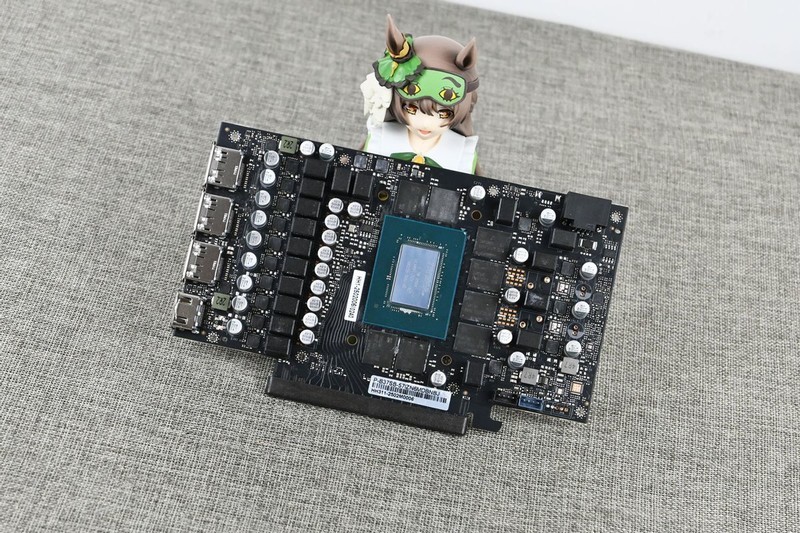 影驰RTX5070Ti金属大师黑金版OC开箱拆解评测：4K+165Hz屏新搭子