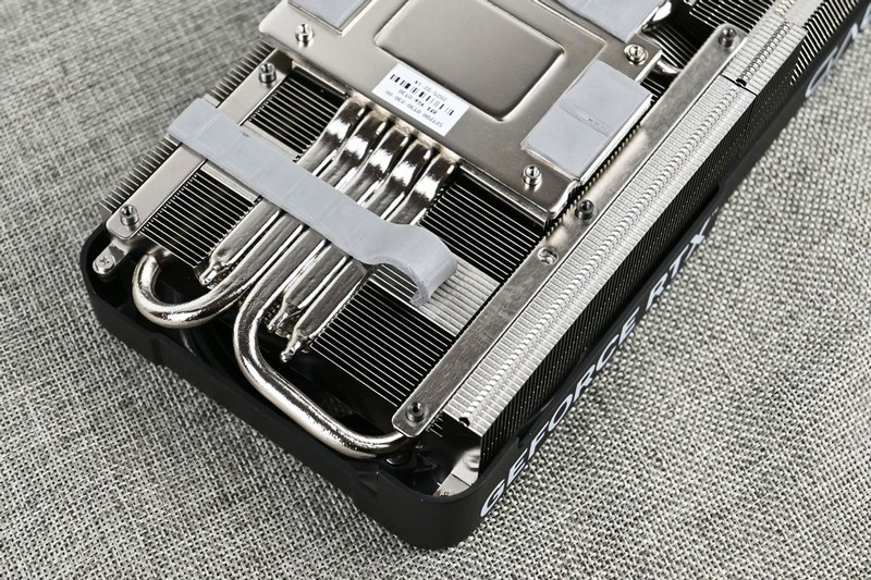 影驰RTX5070Ti金属大师黑金版OC开箱拆解评测：4K+165Hz屏新搭子