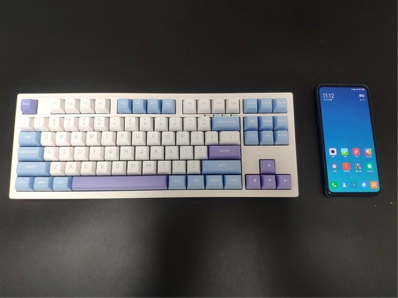 杜伽K100无线三模机械键盘体验：高品质办公与游戏利器