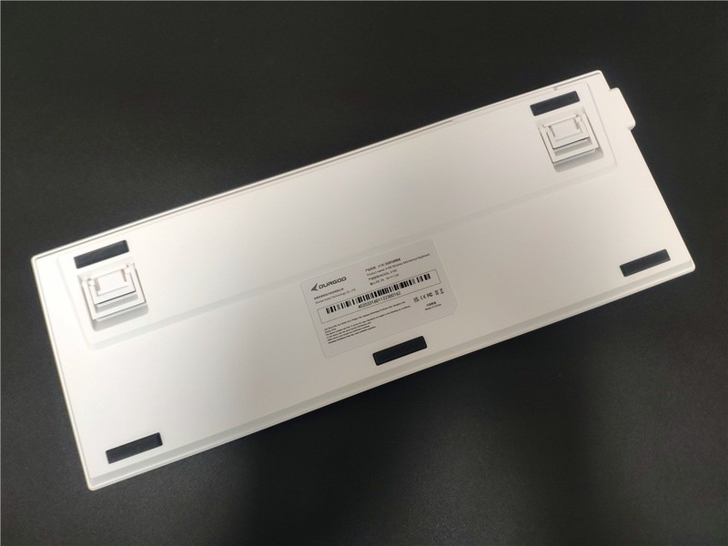 杜伽K100无线三模机械键盘体验：高品质办公与游戏利器