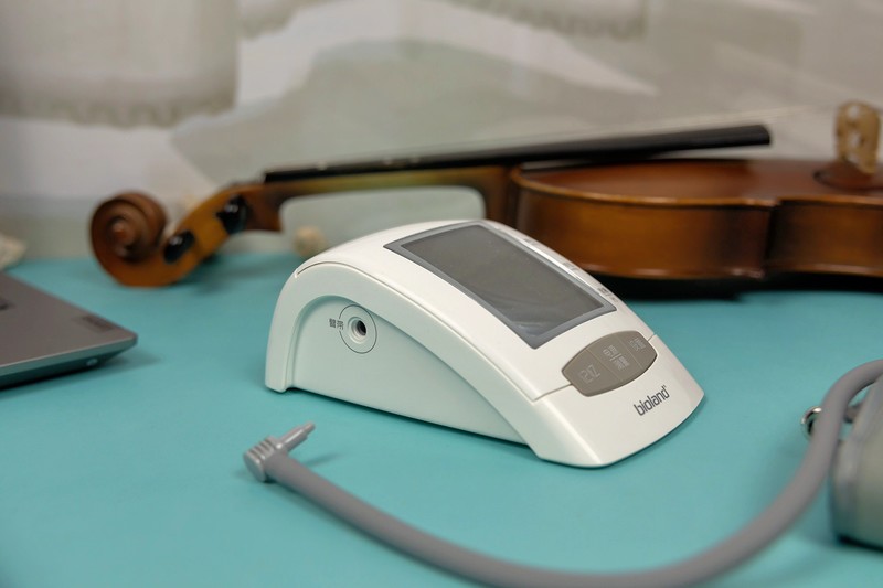 给家人多一份安心，爱奥乐2006-2血压计语音版使用体验