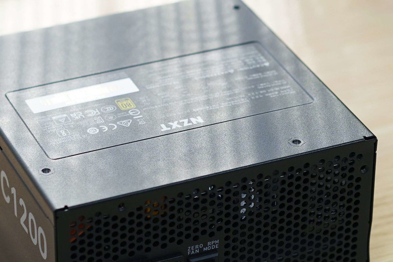配置豪华、用料扎实，恩杰NZXT C1200 GOLD电源拆解评测