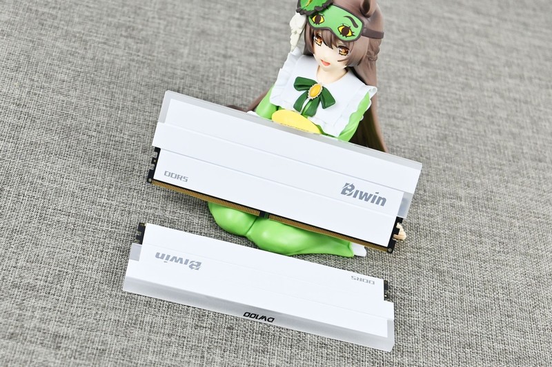 佰维DW100时空行者DDR5 6000 C28 32GB超频试玩：AM5低延迟搭档