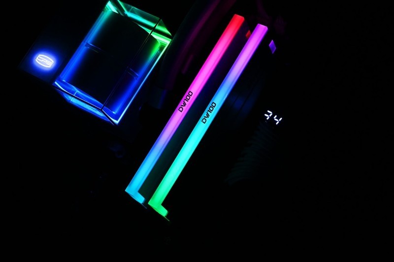 佰维DW100时空行者DDR5 6000 C28 32GB超频试玩：AM5低延迟搭档