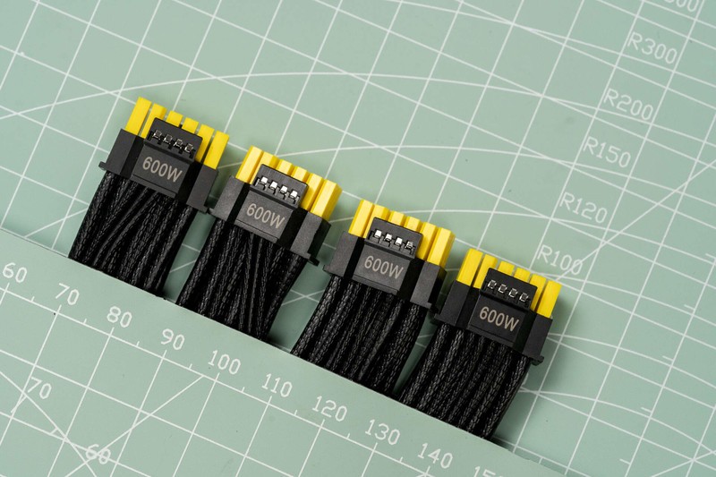 1000W功率喂饱RTX 50显卡，微星MPG A1000GS PCIE5电源使用体验