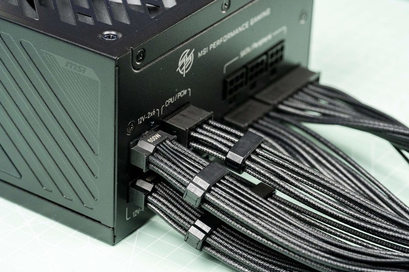 1000W功率喂饱RTX 50显卡，微星MPG A1000GS PCIE5电源使用体验