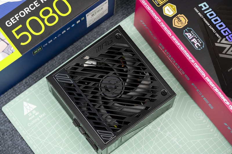 1000W功率喂饱RTX 50显卡，微星MPG A1000GS PCIE5电源使用体验