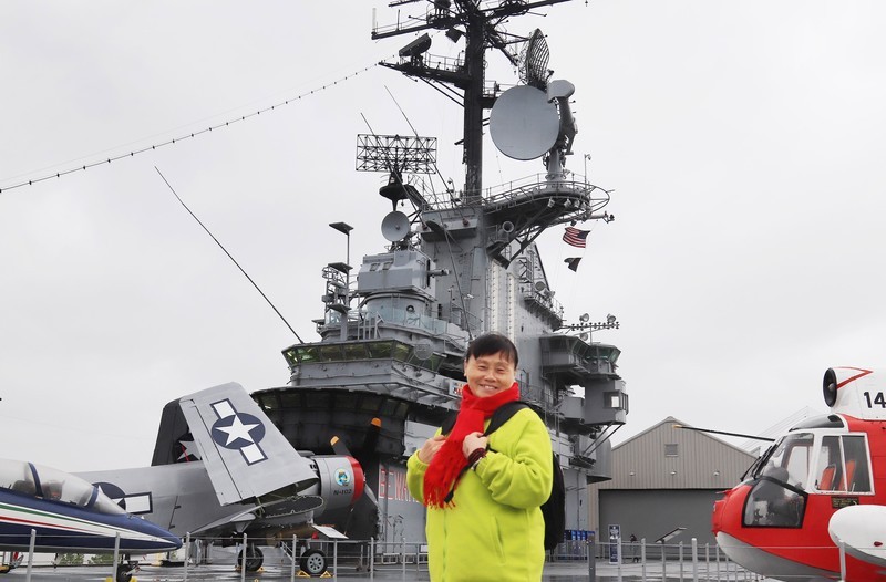 参观美国无畏号航母(一）