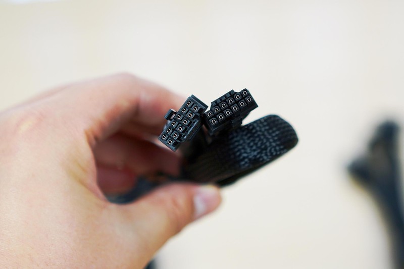 配置豪华、用料扎实，恩杰NZXT C1200 GOLD电源拆解评测