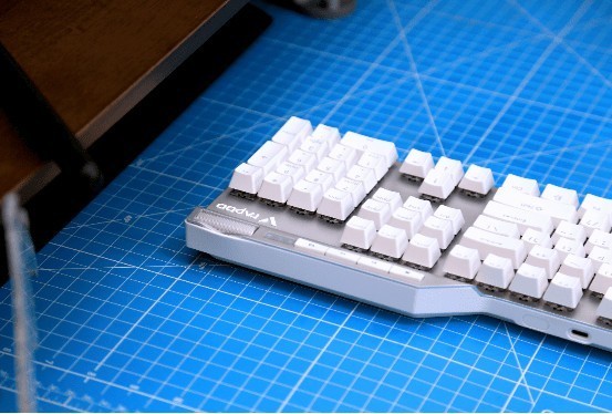 你的键盘由你定，全尺寸RGB热插拔入手分享
