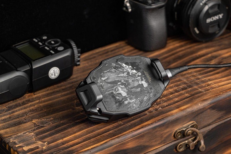 真的可以结冰！凝结效果肉眼可见，iQOO散热背夹2 Pro评测