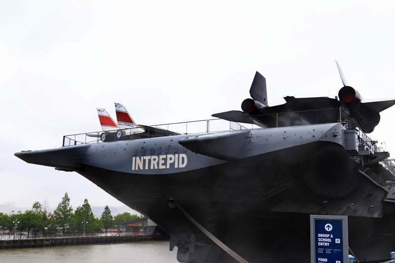 参观美国无畏号航母(一）