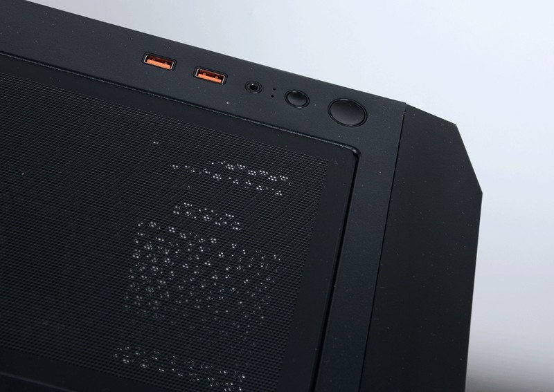 13600KF搭配4070装机是不是智商税？给小老弟的整机配置分享给你