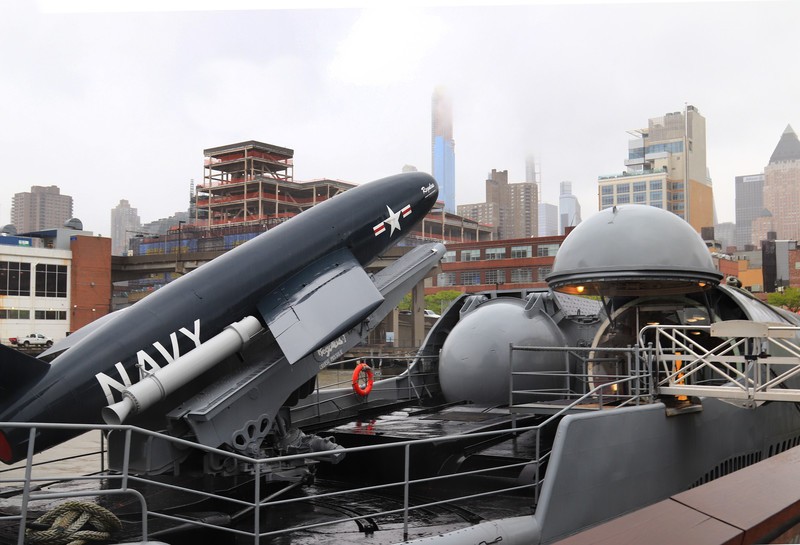 参观美国无畏号航母(一）