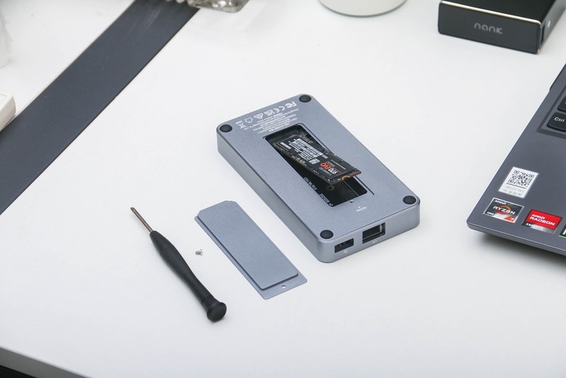 千元SETMSPACE十合一硬盘盒扩展坞，功能到底有多香？