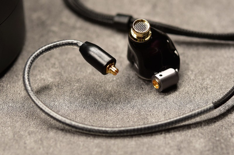 一圈两铁、索尼前工程师调音，国产HiFi圈黑马光年星城5试听