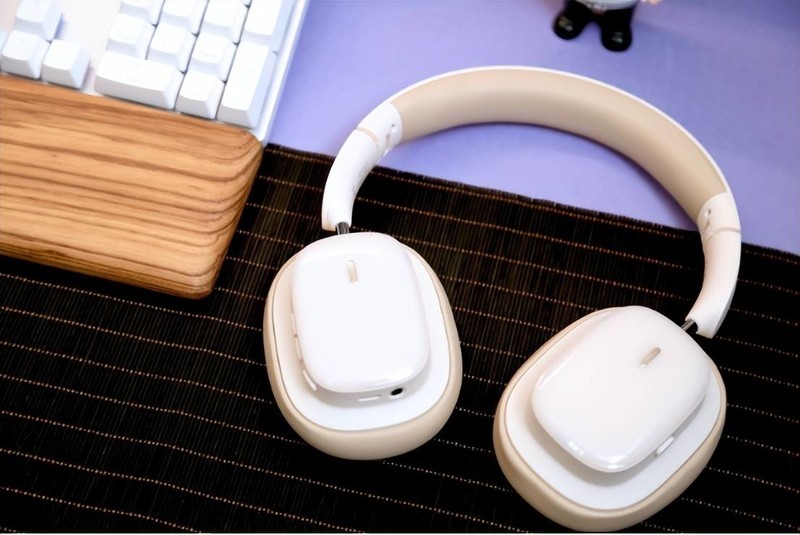 看腻了入耳式降噪耳机？这次来个头戴式了解一下？