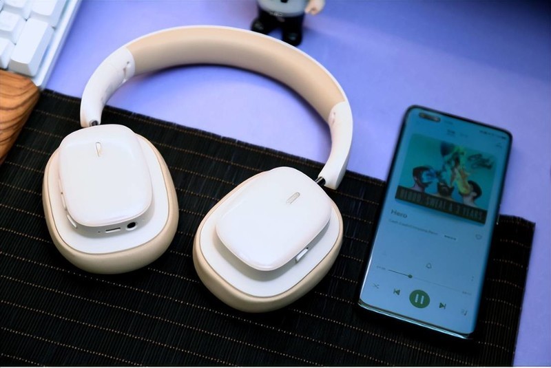 看腻了入耳式降噪耳机？这次来个头戴式了解一下？