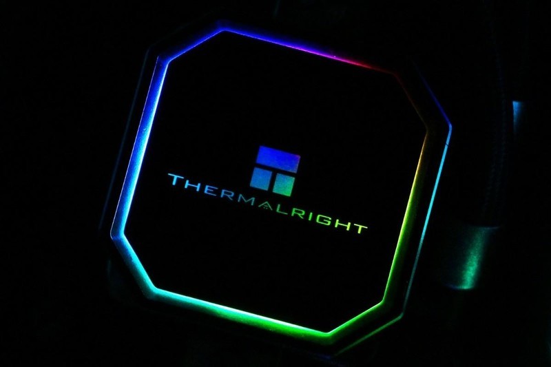 利民FrozenPrism240冰封棱镜水冷散热器试玩：当风冷扣具遇上水冷