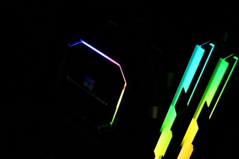 利民FrozenPrism240冰封棱镜水冷散热器试玩：当风冷扣具遇上水冷